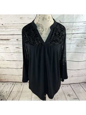Absolutely Famous V-neck Top with Burnout Velvet Yoke and Sleeve Detail Black XL